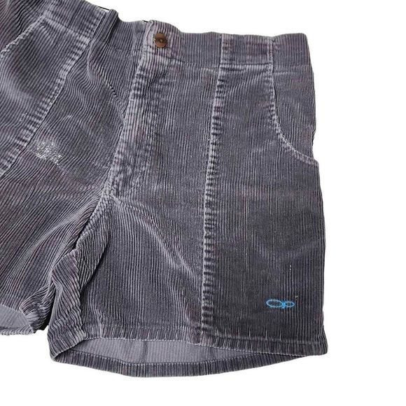 Vintage OP Dogtown grey drop pocket corduroy 4.5" shorts - Picture 2 of 6